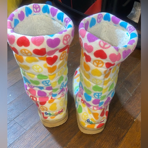 Beeposh Melissa & Doug Peace/Heart slipper boots - Picture 3 of 6